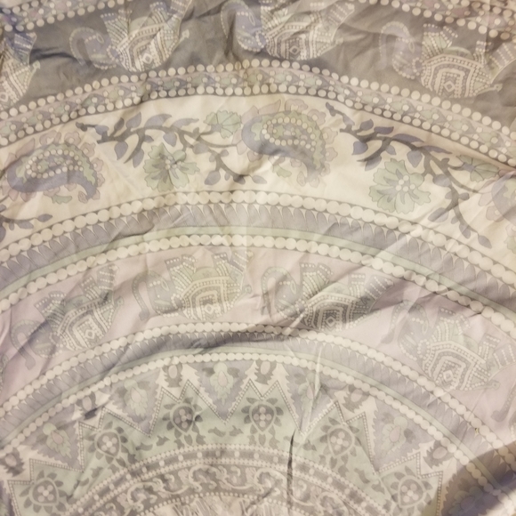 Large Circle Cloth / Scarf 🧣 - Picture 9 of 13